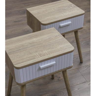 Mesita de noche Talía – Diseño nórdico con cajón decorativo