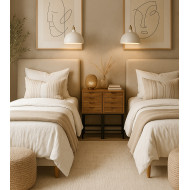 Mesa auxiliar Indi – Rústica con cajones tallados