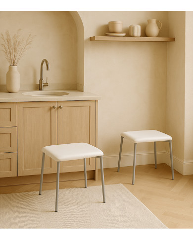 Taburete Inya – Taburete bajo para cocina o auxiliar Taburete Inya – Taburete bajo para cocina o auxiliar