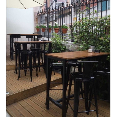 Pack 4 taburetes altos metálicos TOLIX Pack 4 taburetes altos metálicos TOLIX